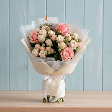 Букет цветов из:  Розы в Ревде Свердловской области